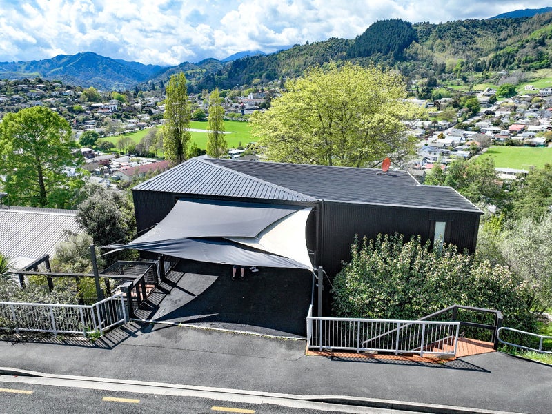 7 Jenner Road, Toi Toi, Nelson - Carousel 1