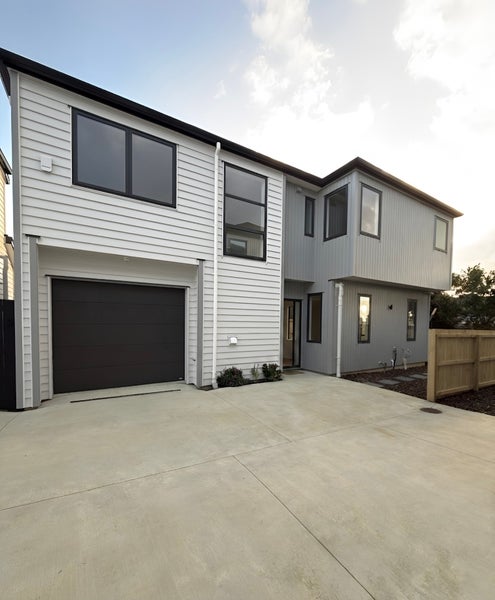 110B Hutchinsons Road, Bucklands Beach, Auckland - Carousel 1