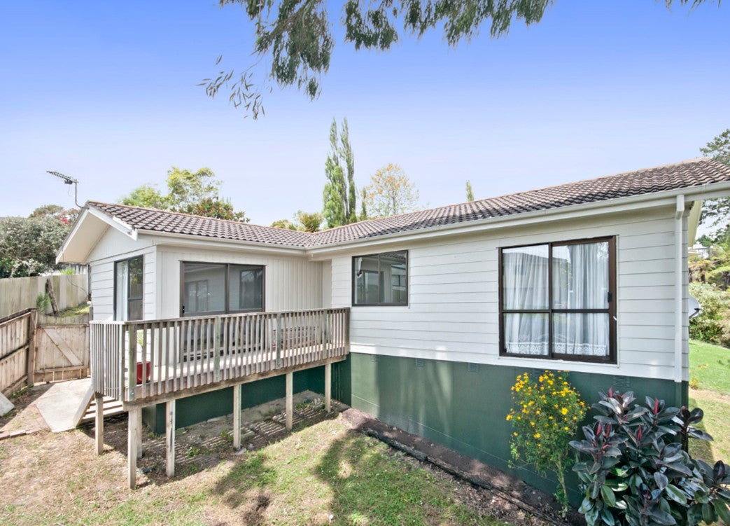 132 Solar Road, Glen Eden, Auckland - Carousel 1