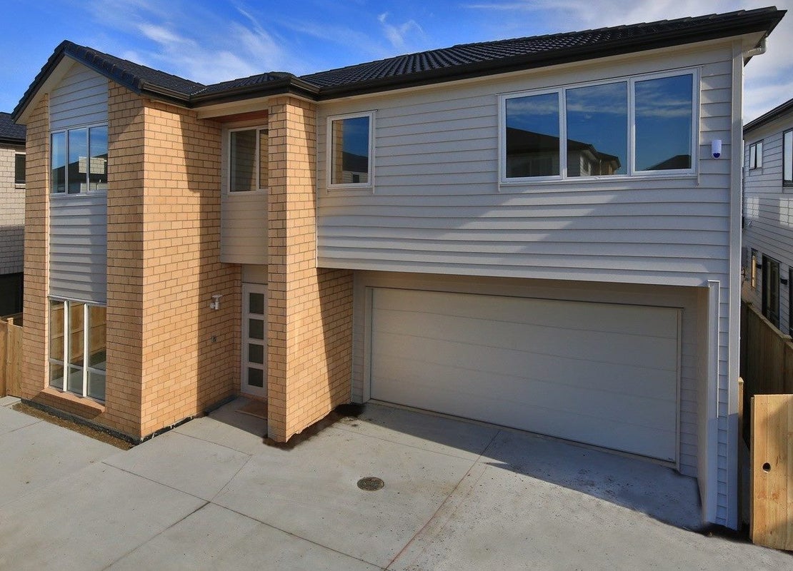 28 Quattro Avenue, Flat Bush, Auckland - Carousel 1