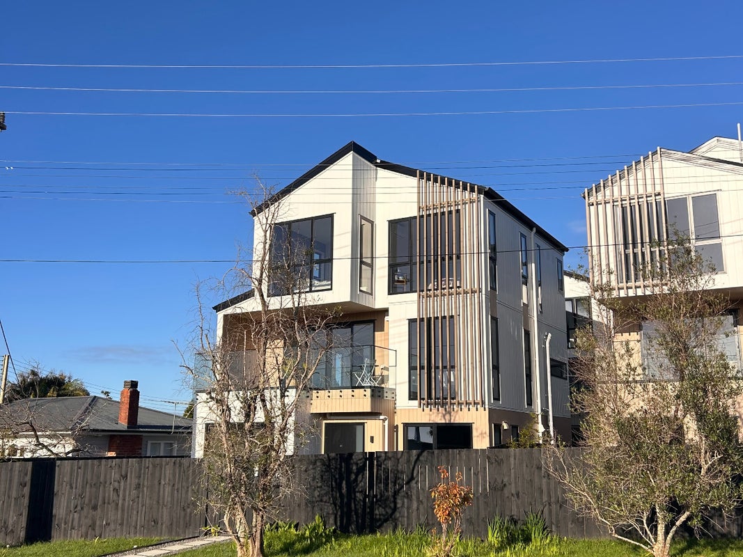 8C Stanley Avenue, Milford, Auckland - Carousel 1