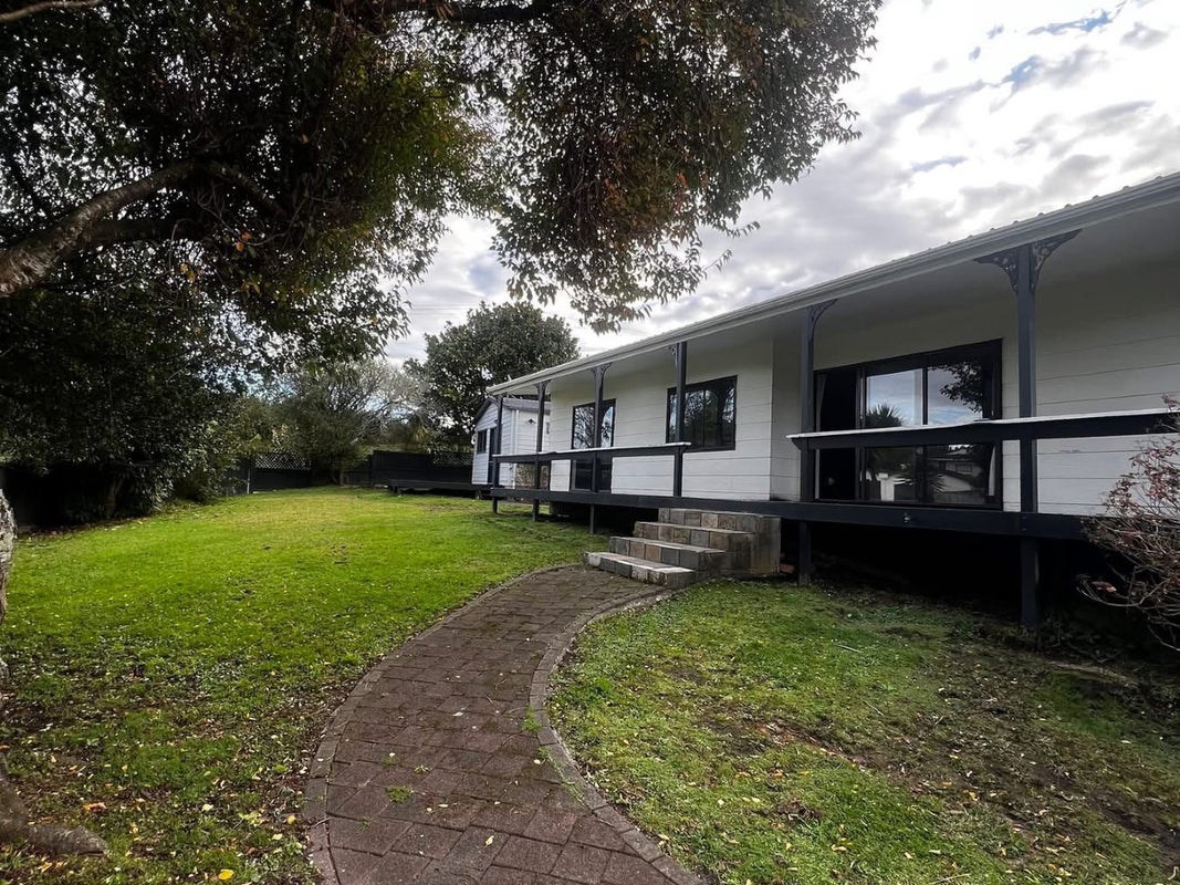 2 Camellia Drive, Ngongotaha, Rotorua - Carousel 1