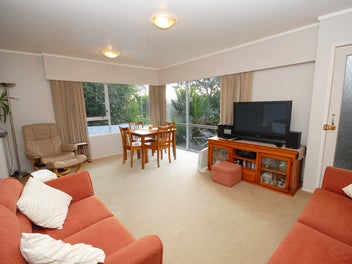 1/19 Capilano Place, Glenfield, Auckland