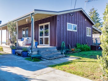 35 Clifton Road, Haumoana