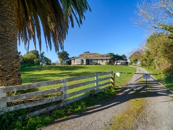 1516 State Highway 1, Glen Oroua, Foxton