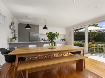 46 Tahapa Crescent, Meadowbank, Auckland