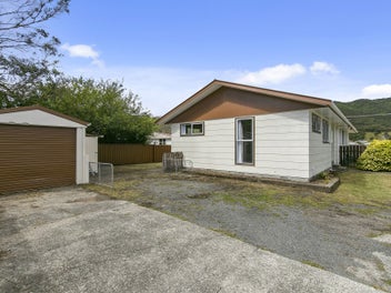 316A WELLINGTON RD, GLENDALE, WAINUIOMATA