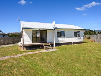 36 Kowhai Street, Tokomaru