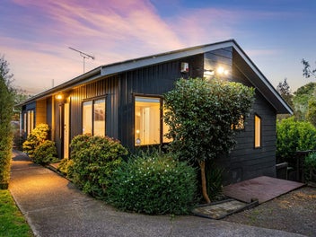 10 Hydra Place, Glen Eden, Auckland