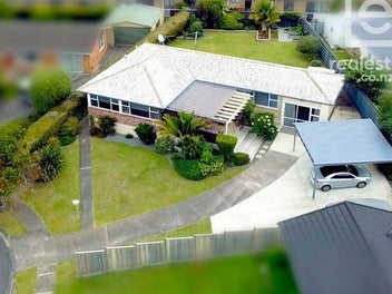 13 Quibray Place, Botany Downs, Auckland