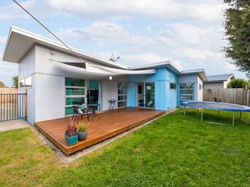 27A Kenney Crescent, Fairfield, Hamilton