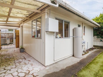 5A Dundas Place, Awapuni, Palmerston North