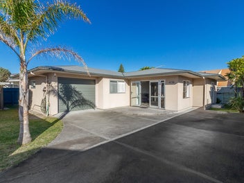3A The Esplanade, Westshore, Napier