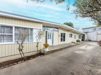 23 Walton Road, Paraparaumu Beach, Paraparaumu