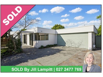 51 Milne Drive, Paraparaumu