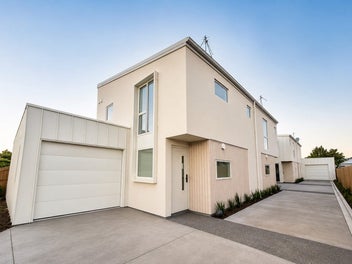 2/36 Evesham Crescent, Spreydon, Christchurch