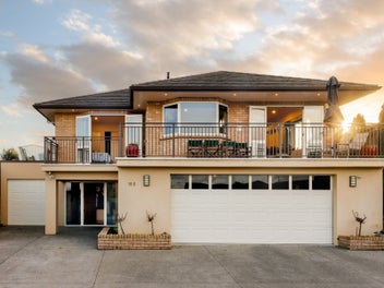 18B Highgrove Drive, Grandview Heights, Hamilton