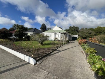 27 Somerset Street, Brooklands, New Plymouth