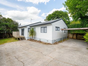 87A Lake Road, Frankton, Hamilton