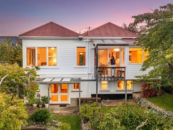 17 Brownville Crescent, Maori Hill, Dunedin