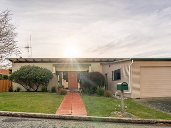 18 Chateau Close, Gleniti, Timaru