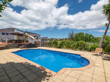 7 Charmaine Road, Torbay, Auckland