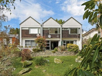 2/111 Balmacewen Road, Wakari, Dunedin