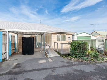2C Dey Street, Mosgiel, Mosgiel