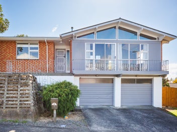 1B Ruamahanga Crescent, Terrace End, Palmerston North