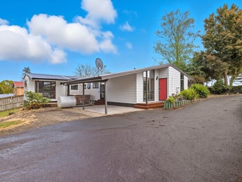 11 Corinna Street, Welcome Bay, Tauranga