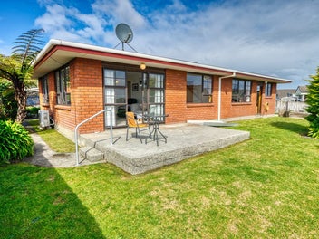 18 Parfitt Place, Greymouth, Greymouth