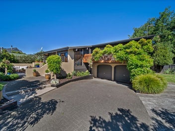 22C Yellowstone Crescent, Burwood, Christchurch