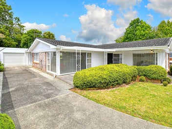 3 Frank Place, Hillpark, Auckland