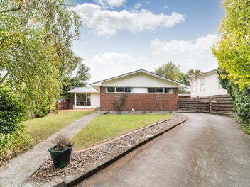 25 Terry Crescent, Milson, Palmerston North