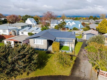 2 Ajax Place, Highbury, Palmerston North