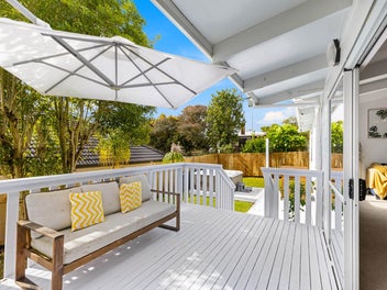 2/46 Holbrook Street, Avondale, Auckland