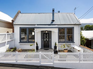 35 Brownville Crescent, Maori Hill, Dunedin