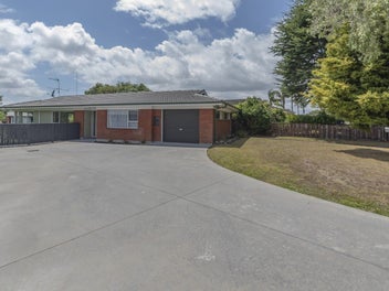 17 Barnhill Crescent, Pahurehure, Papakura