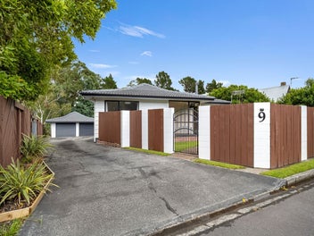9 Guernsey Place, Fitzherbert, Palmerston North