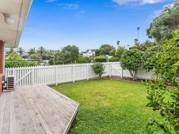 1/18 Springcombe Road, St Heliers, Auckland
