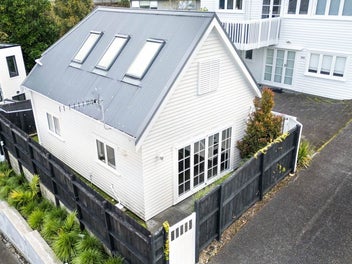 19D Cathedral Place, Parnell, Auckland