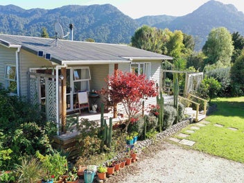 179 Collingwood-Puponga Main Road, Collingwood