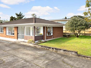 78A Lawrence Crescent, Hillpark, Auckland