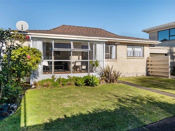 2/438 Hibiscus Coast Highway, Orewa, Orewa