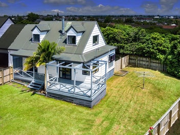 2/21 Leven Lane, Totara Heights, Auckland