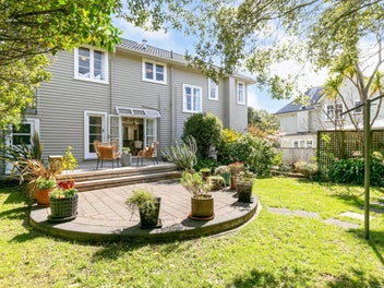 33A Campbell Street, Karori, Wellington