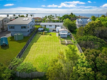 1373 Whangaparaoa Road, Army Bay, Whangaparaoa