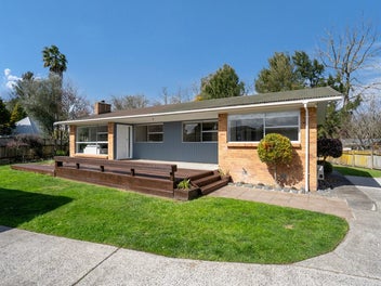 3 Blairgowrie Place, Leamington, Cambridge