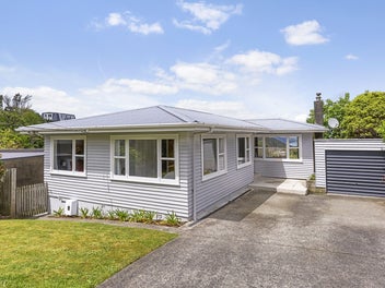 3 Cotswold Crescent, Newlands, Wellington