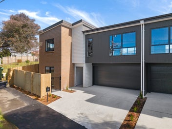 1/15 McCracken Avenue, Hillcrest, Hamilton